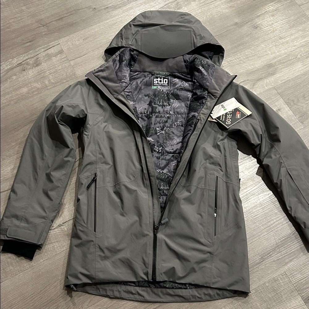 STIO | Mens
Doublecharge Insulated Jacket Goretex